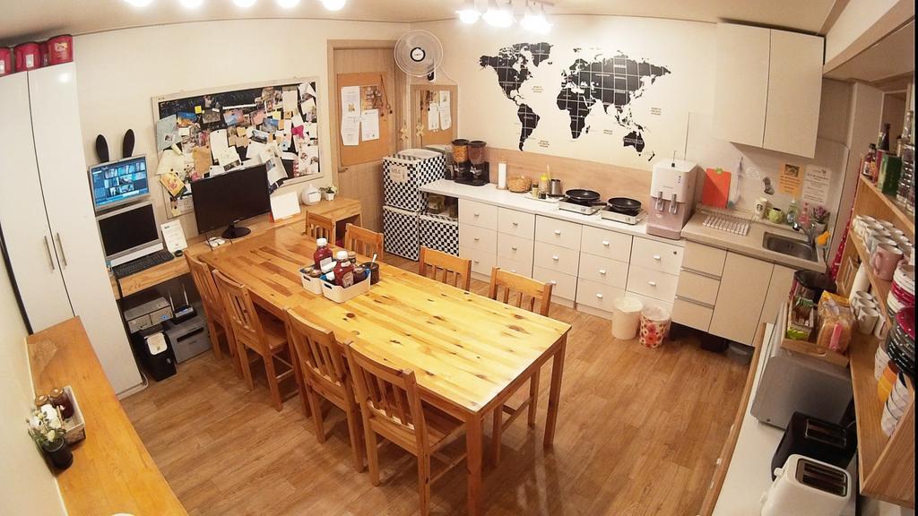 24 Guesthouse Edae 首爾 外观 照片