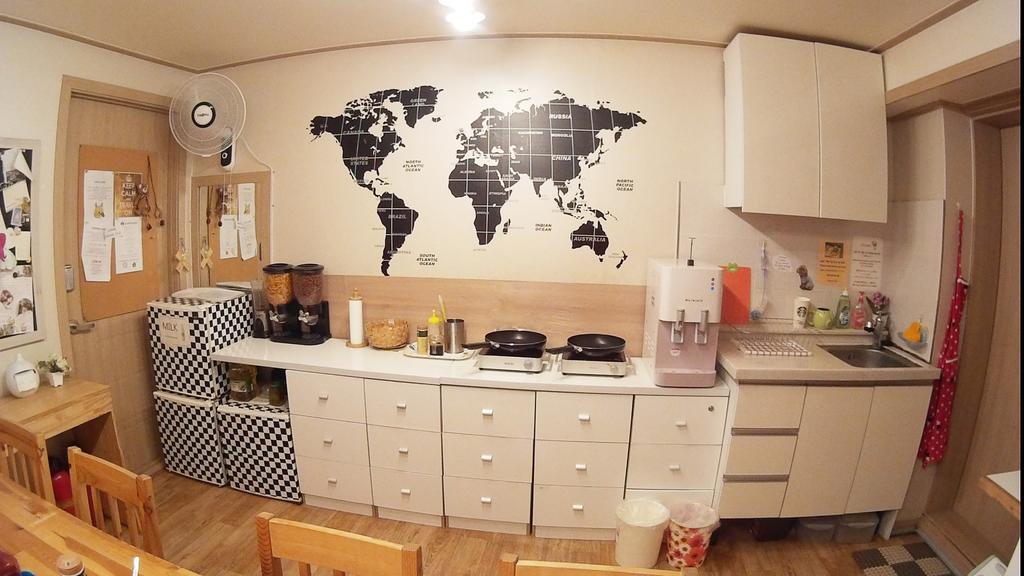 24 Guesthouse Edae 首爾 外观 照片