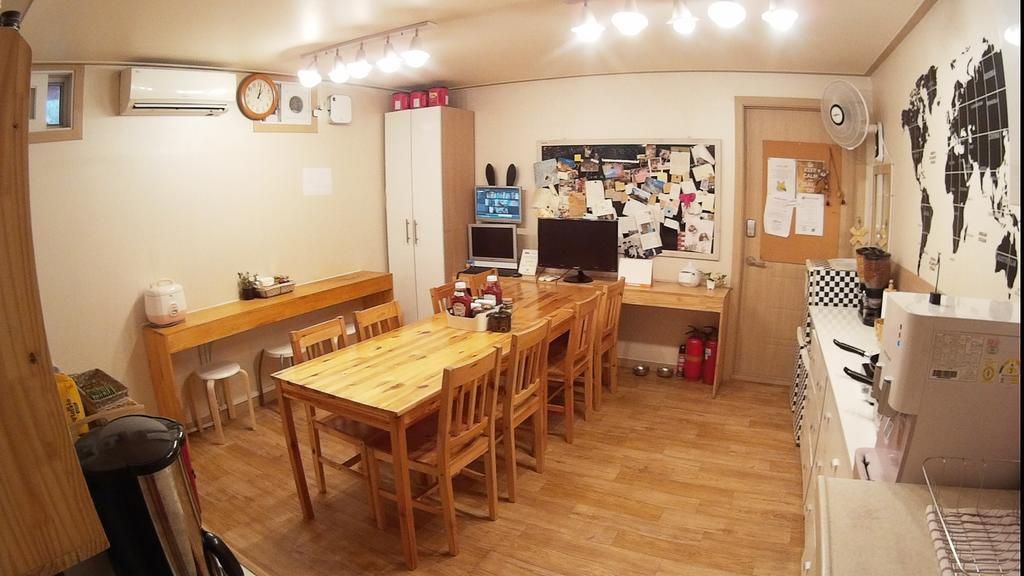24 Guesthouse Edae 首爾 外观 照片