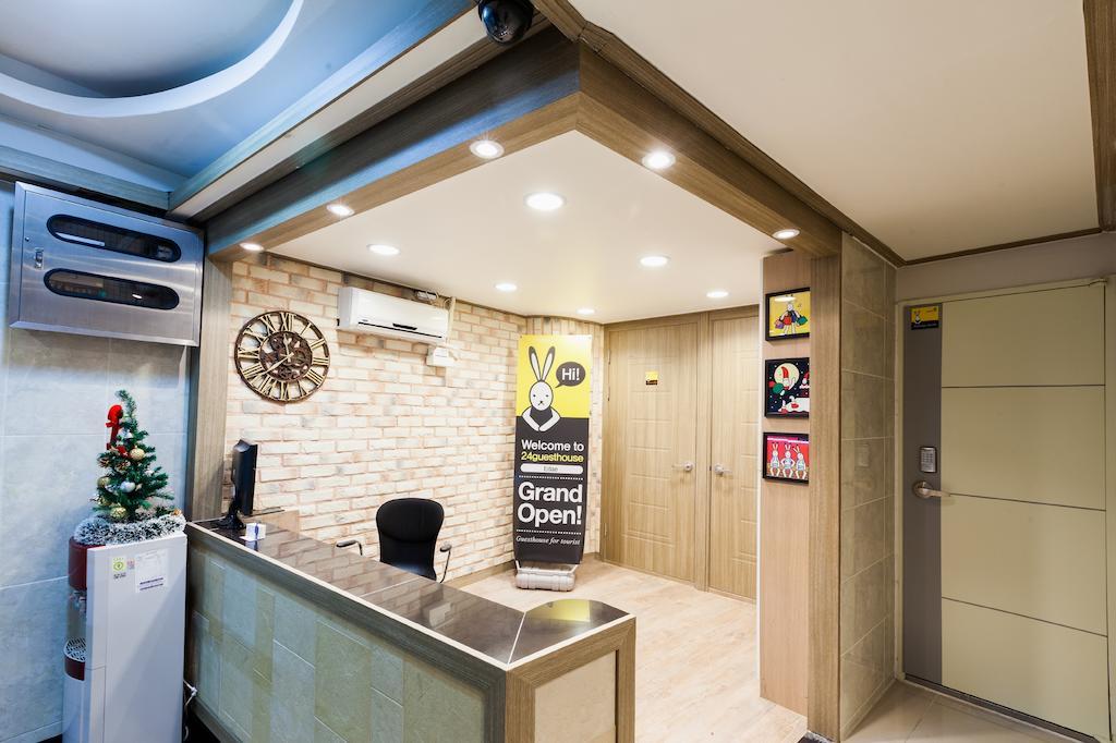 24 Guesthouse Edae 首爾 外观 照片